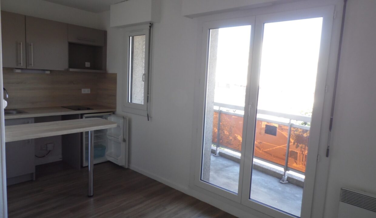 s3_standard_30352b1814e61bb0d49341a51cc4b7ffa985dfa7