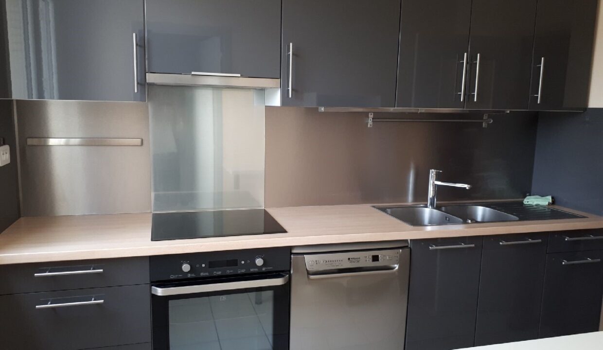 s3_standard_b06d083e2983b71083099d0c2dc7b32ca5ab7515