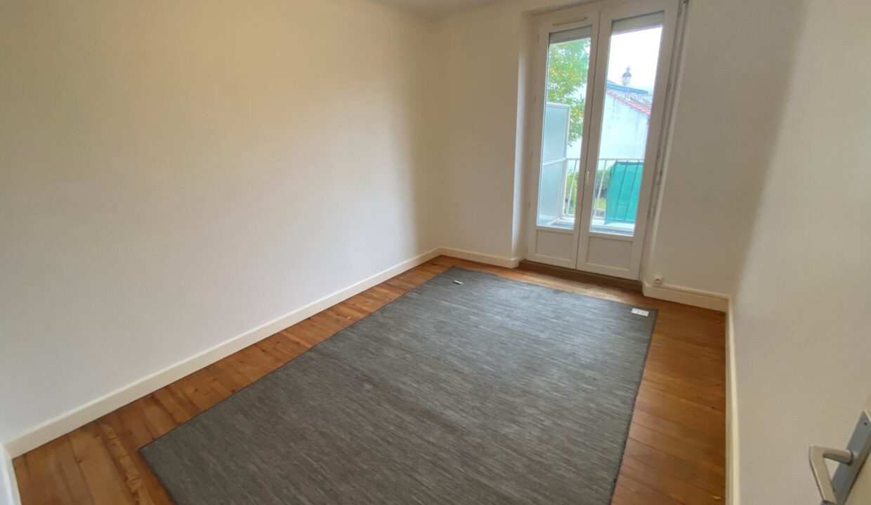 s3_standard_f0940a5c4575328713dea8c997bcb3508037ef29