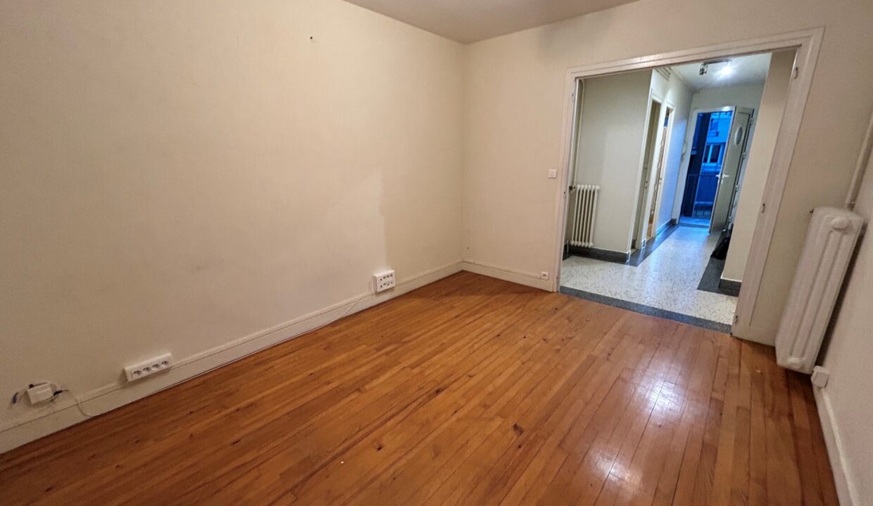 s3_standard_3a4569e77b1e7d7de57b4d2d1fbe6943499232b9