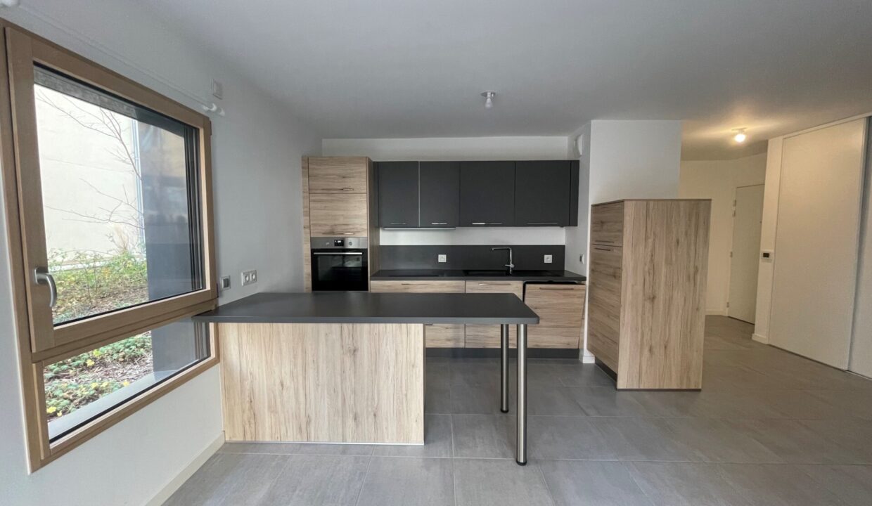 s3_standard_8363821d2dd8b1da0ec5f6bd7b7c5bf0996cb27b