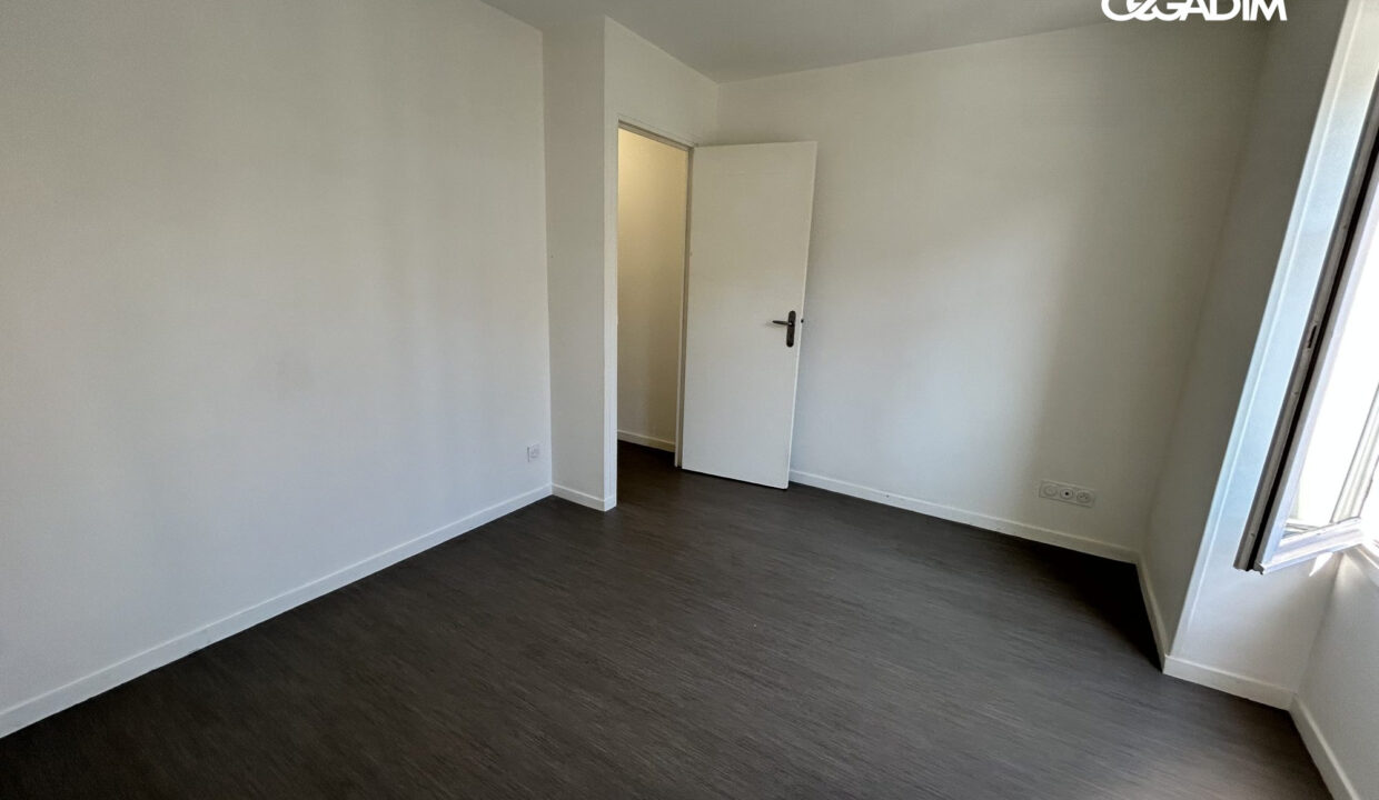 12661501-CEGADIM63-3