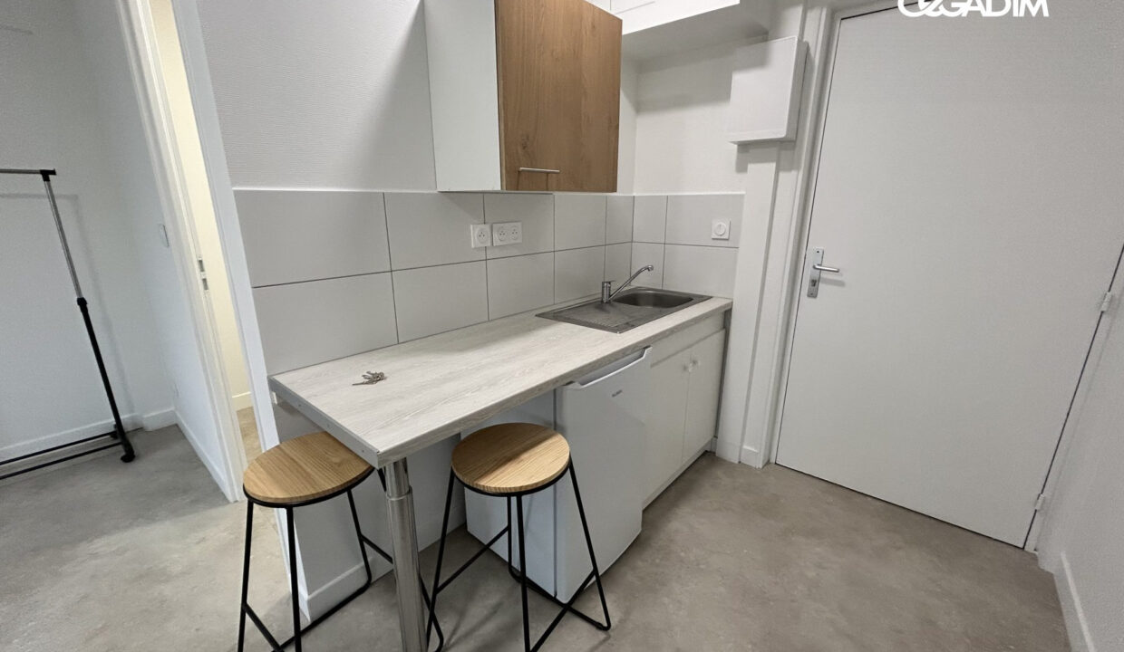 0001160010-CEGADIM63-1