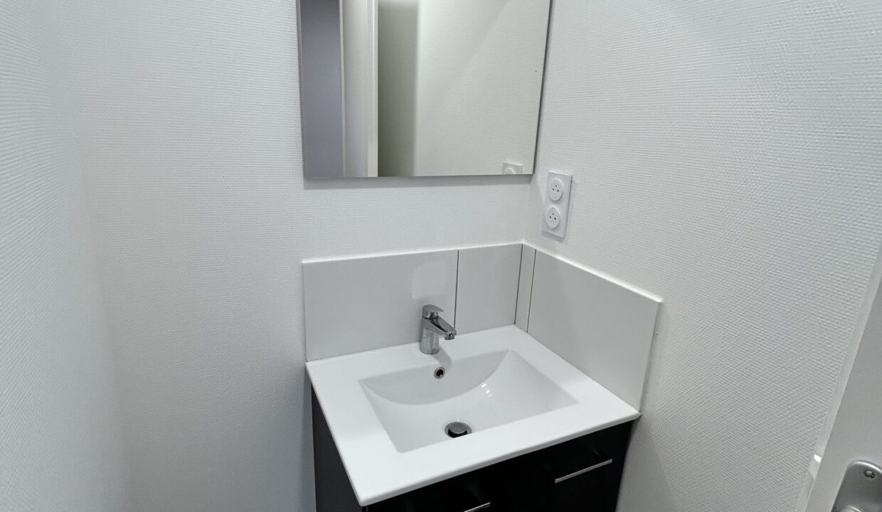 0001160010-CEGADIM63-6