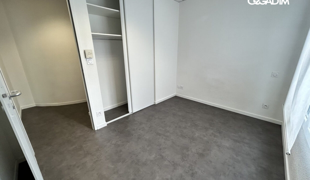 0001900011-CEGADIM63-3