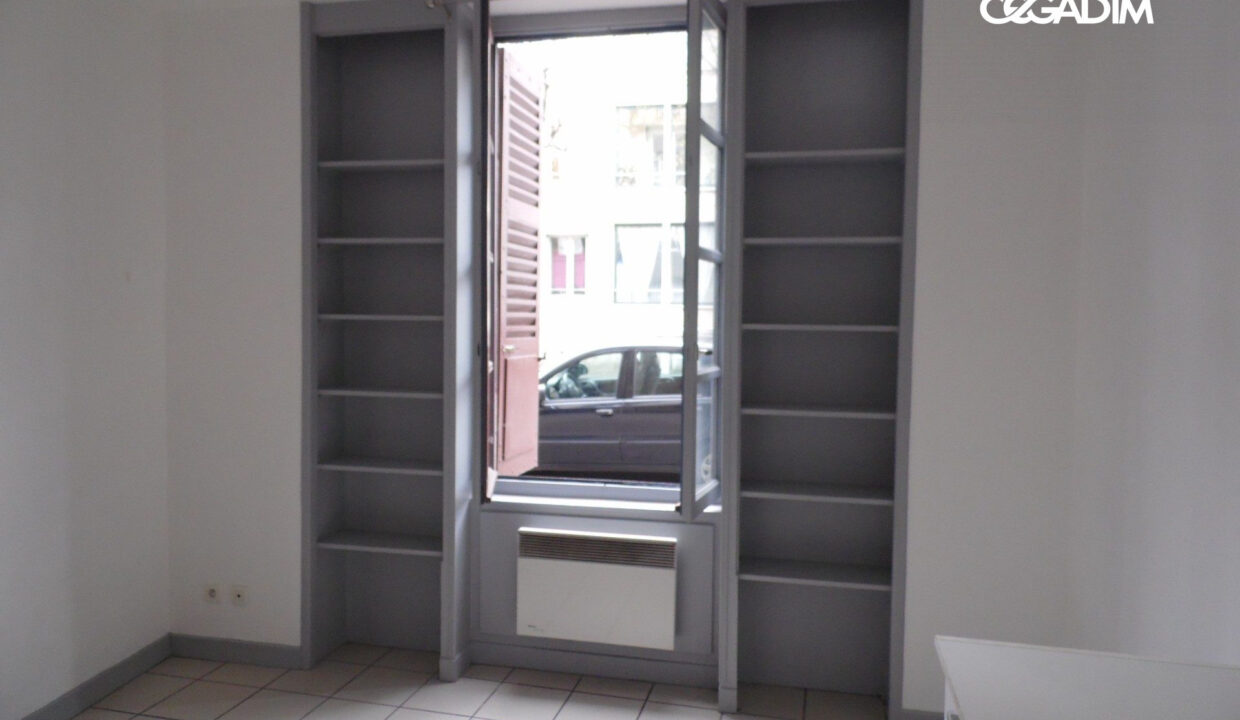 0005530004-CEGADIM63-2