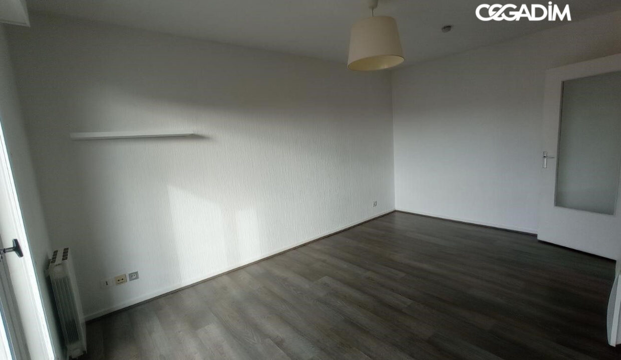 0000910053-CEGADIM63-1