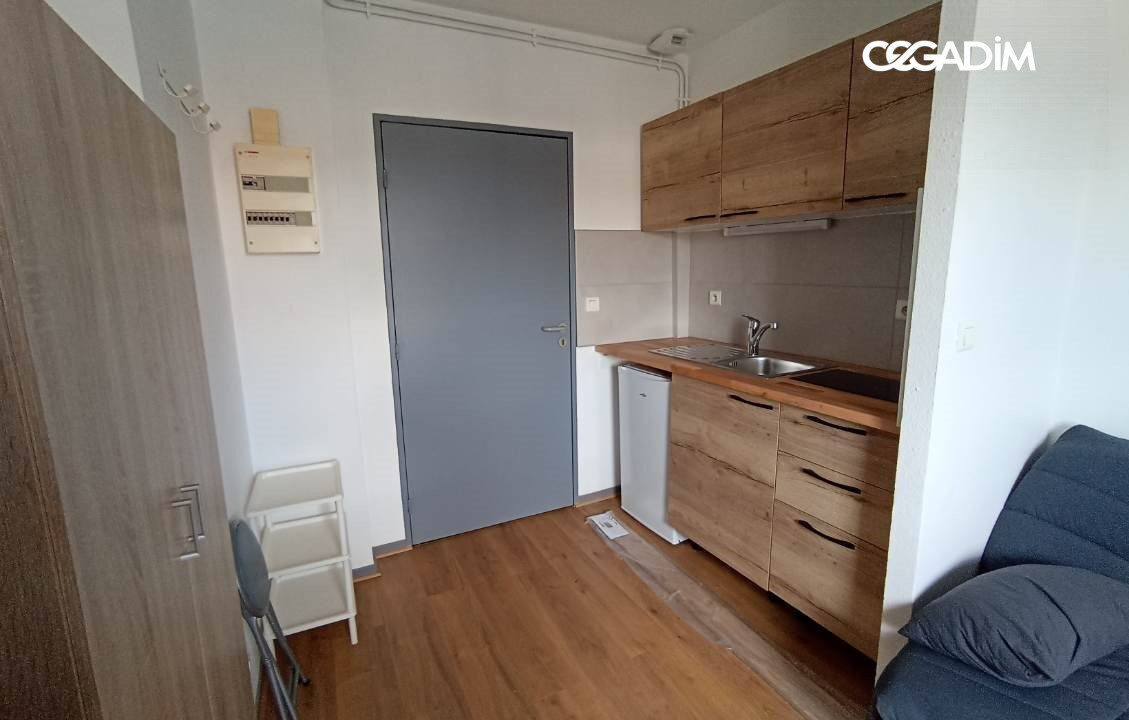 0005470004-CEGADIM63