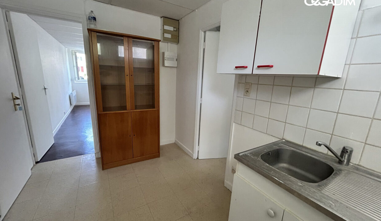 0095080900-CEGADIM63-1