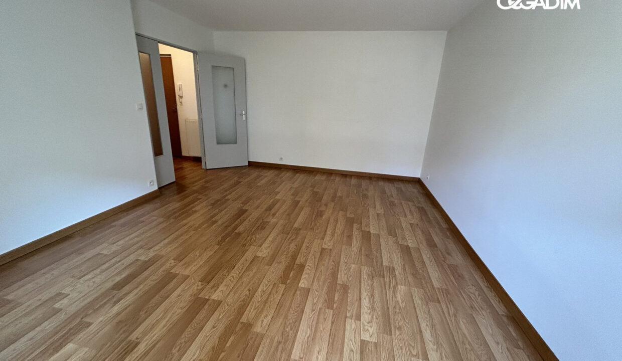 0001570003-CEGADIM63-5